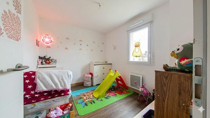 Maison - 80 m² - 5 pièces