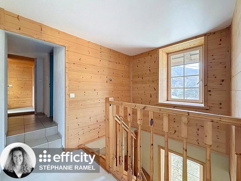 Maison - 110 m² - 6 pièces