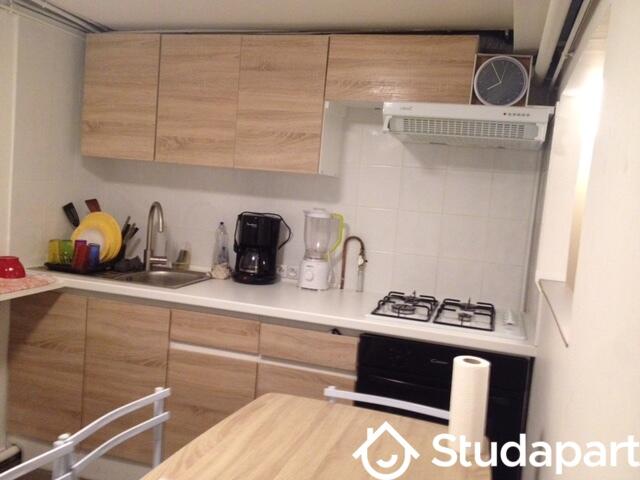 Chambre - 10 m² - 1 pièce