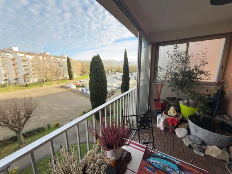 Appartement - 75 m² - 3 pièces