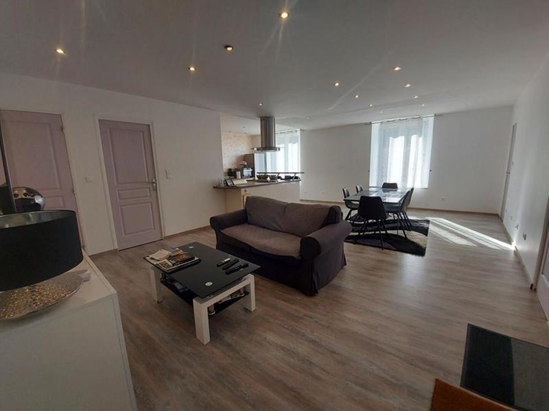 Appartement - 77 m² - 3 pièces