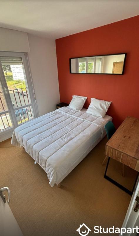 Chambre - 9 m² - 1 pièce