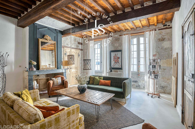 Demeure - 384 m² - 11 pièces