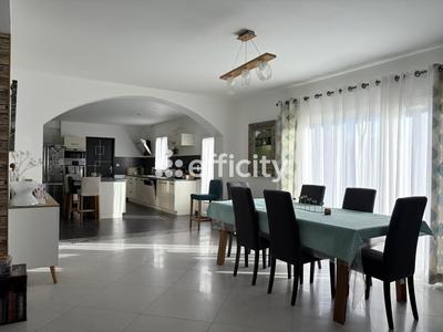 Maison - 168 m² - 7 pièces