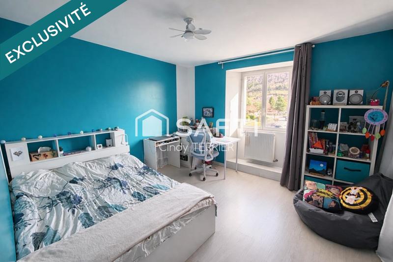 Maison - 180 m² - 6 pièces