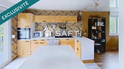 Maison - 101 m² - 5 pièces