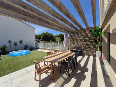 Maison - 96 m² - 4 pièces