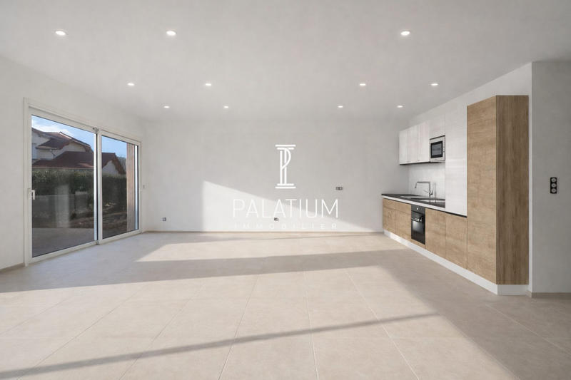 Maison - 99 m² - 4 pièces