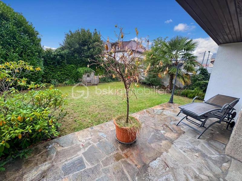 Maison en pierre - 180 m² - 7 pièces