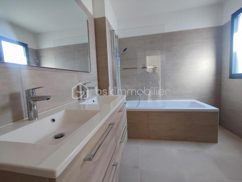 Maison - 72 m² - 3 pièces