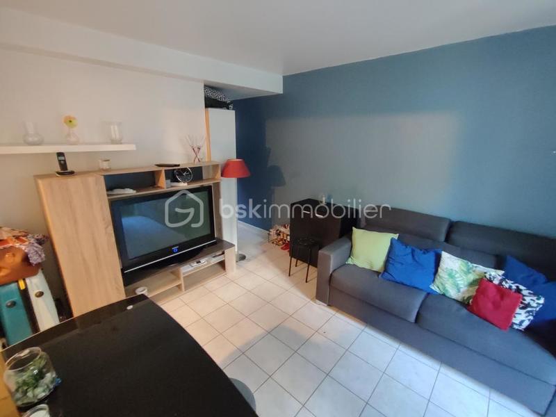 Studio - 25 m² - 1 pièce