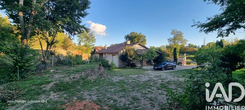 Maison - 260 m² - 7 pièces