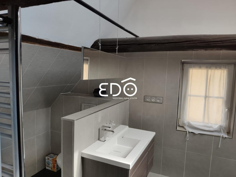 Appartement - 92 m² - 3 pièces