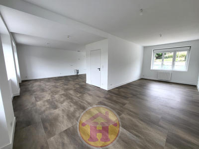 Appartement - 155 m² - 8 pièces