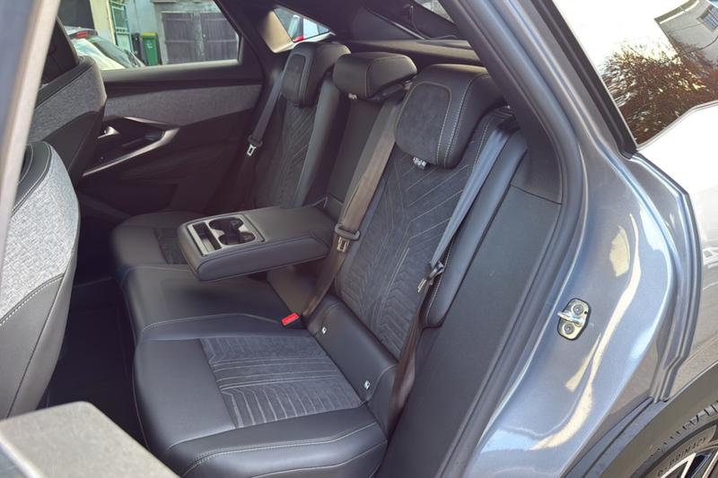 Peugeot 3008 Hybrid 145 E-Dcs6 Gt Plus