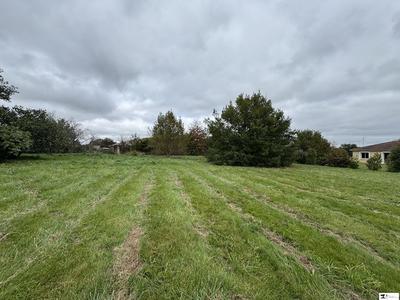 Terrain - 1 500 m²
