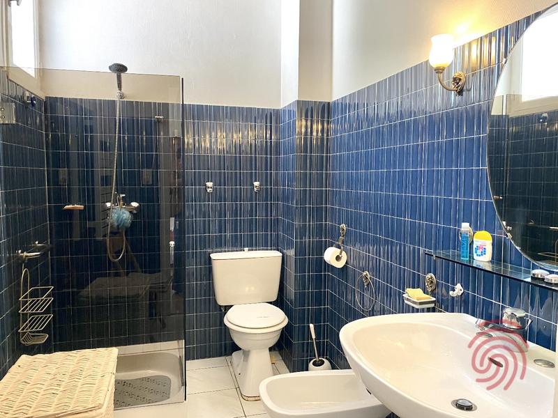 Appartement bourgeois - 114 m² - 4 pièces