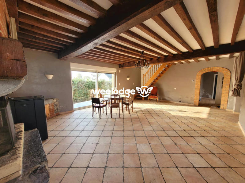 Maison - 162 m² - 8 pièces