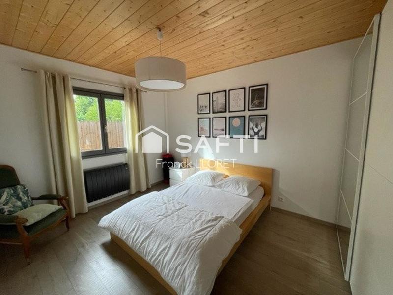 Maison - 300 m² - 11 pièces