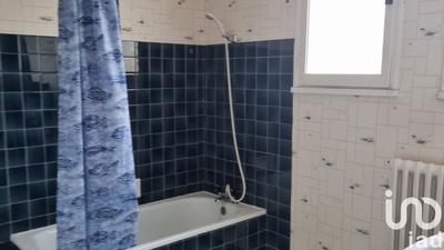 Maison - 99 m² - 4 pièces