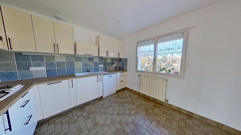 Maison - 122 m² - 5 pièces