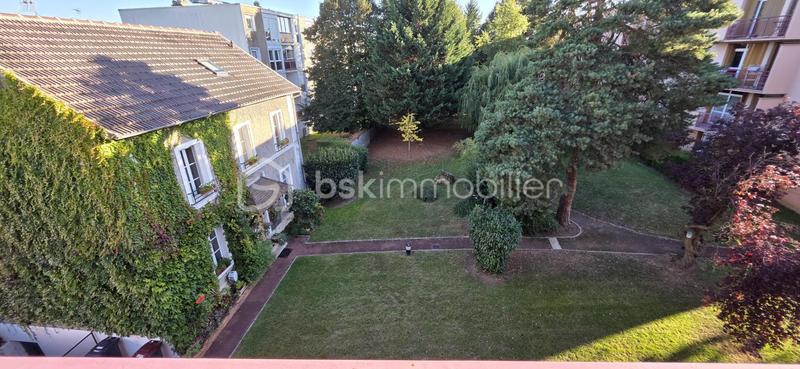 Appartement - 82 m² - 4 pièces