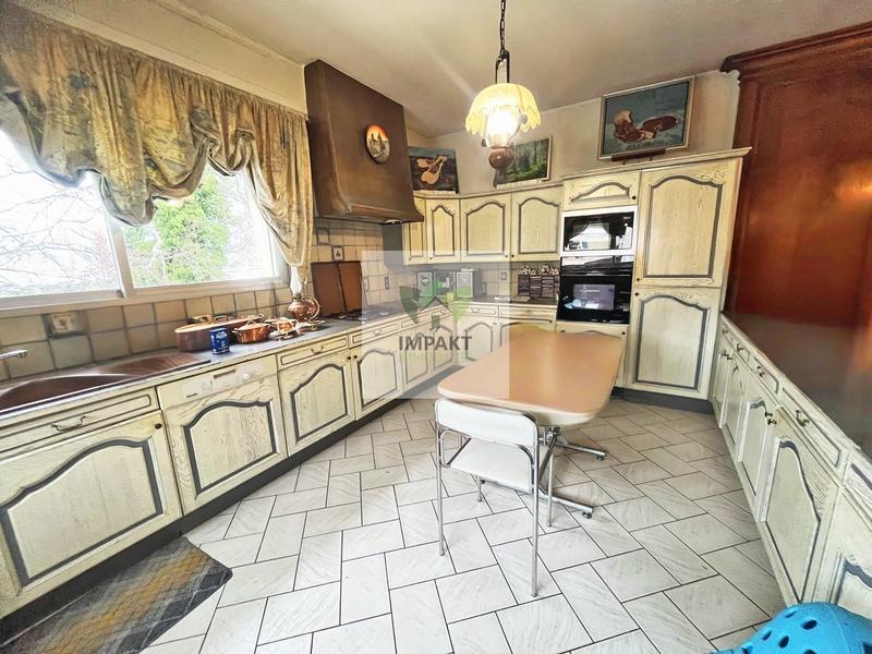 Maison - 166 m² - 6 pièces