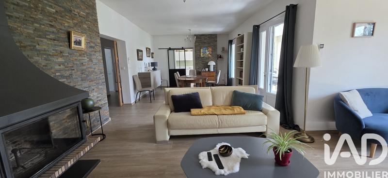 Maison - 200 m² - 6 pièces