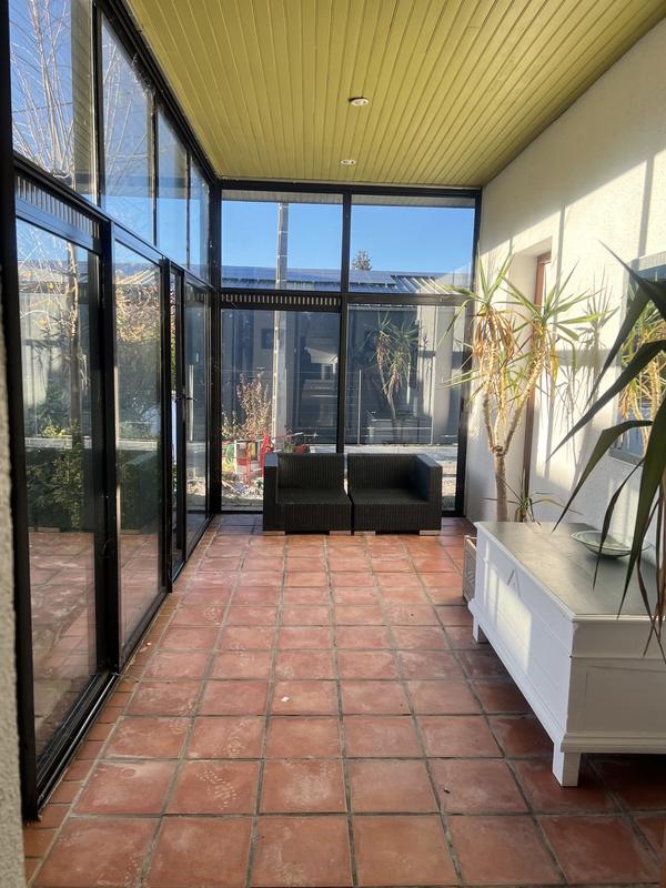 Local d'activités - 221 m² - 6 pièces