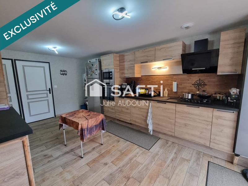 Maison - 264 m² - 8 pièces