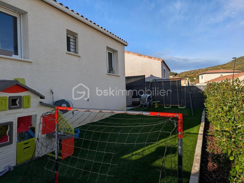 Maison - 88 m² - 4 pièces