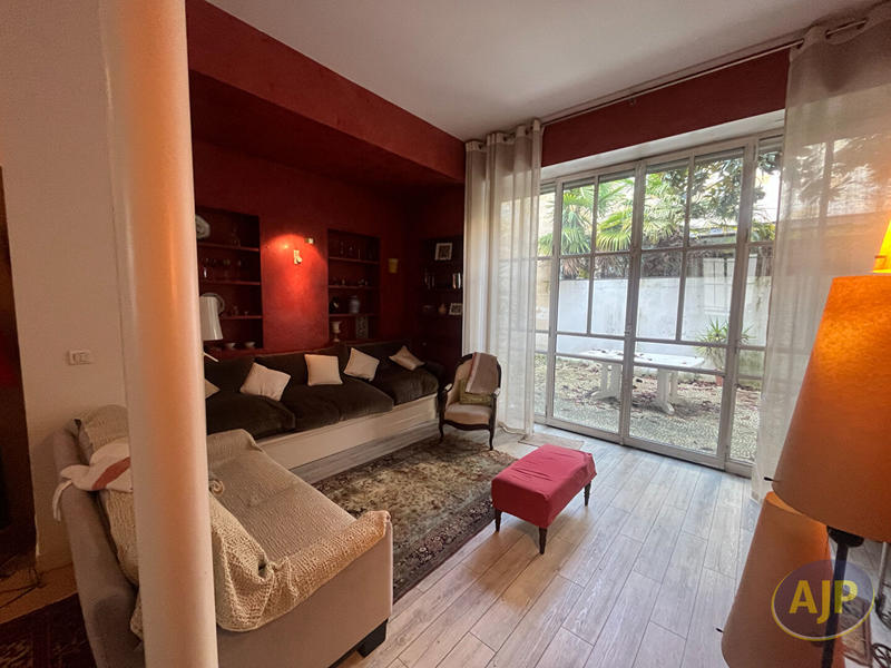 Appartement - 109 m² - 3 pièces