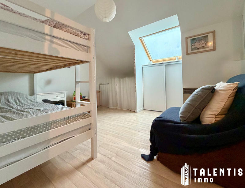 Appartement - 95 m² - 5 pièces