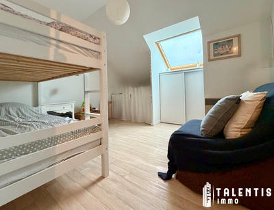 Appartement - 95 m² - 5 pièces