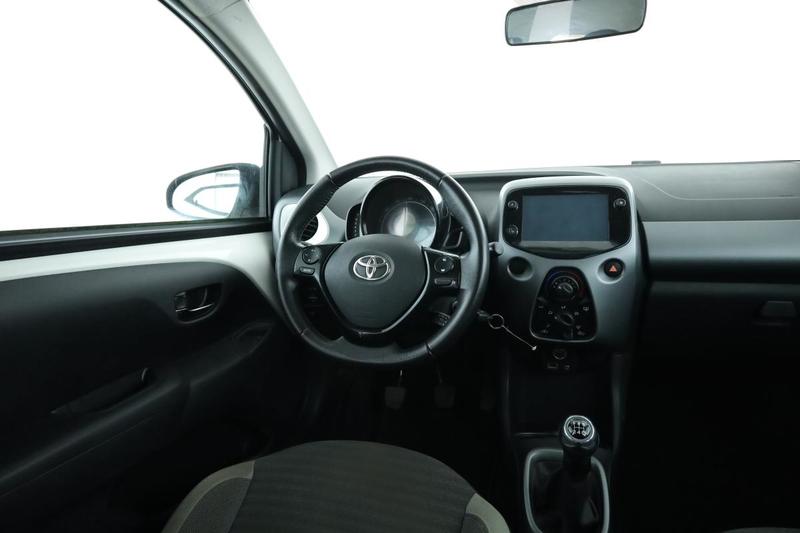 Toyota Aygo 1.0 Vvt-i X-Play 5p 72 ch