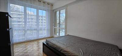 Appartement - 93 m² - 4 pièces