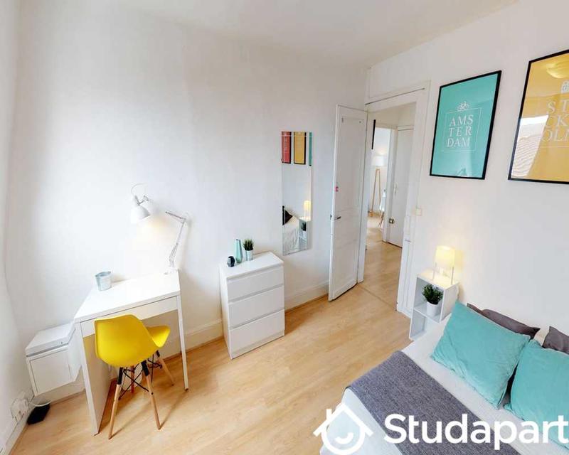 Chambre - 50 m² - 1 pièce