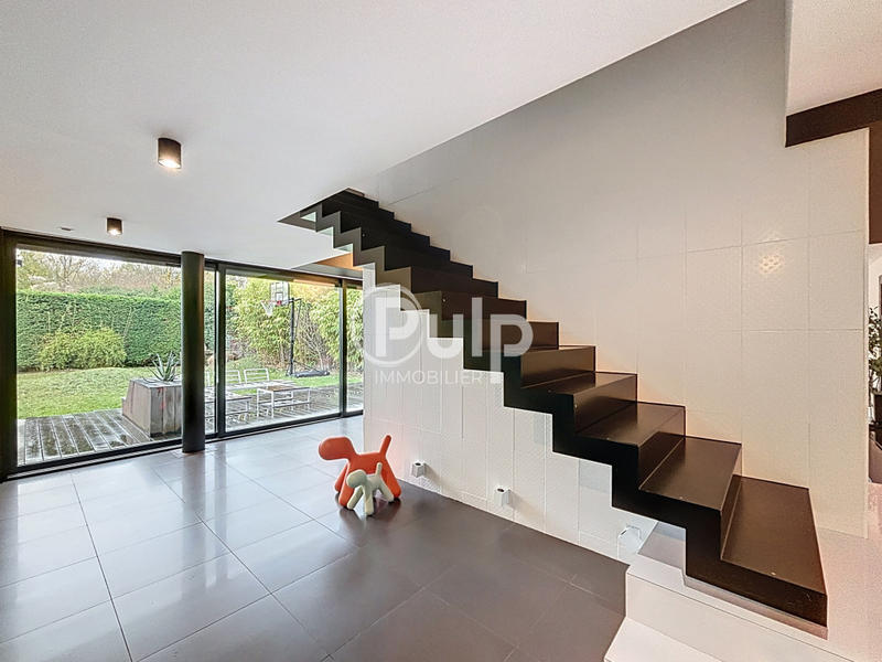 Maison d'architecte - 210 m² - 6 pièces