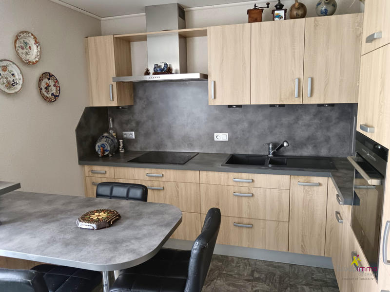 Appartement - 86 m² - 4 pièces