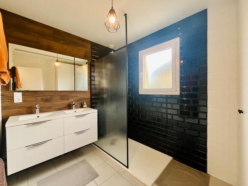 Maison - 108 m² - 6 pièces