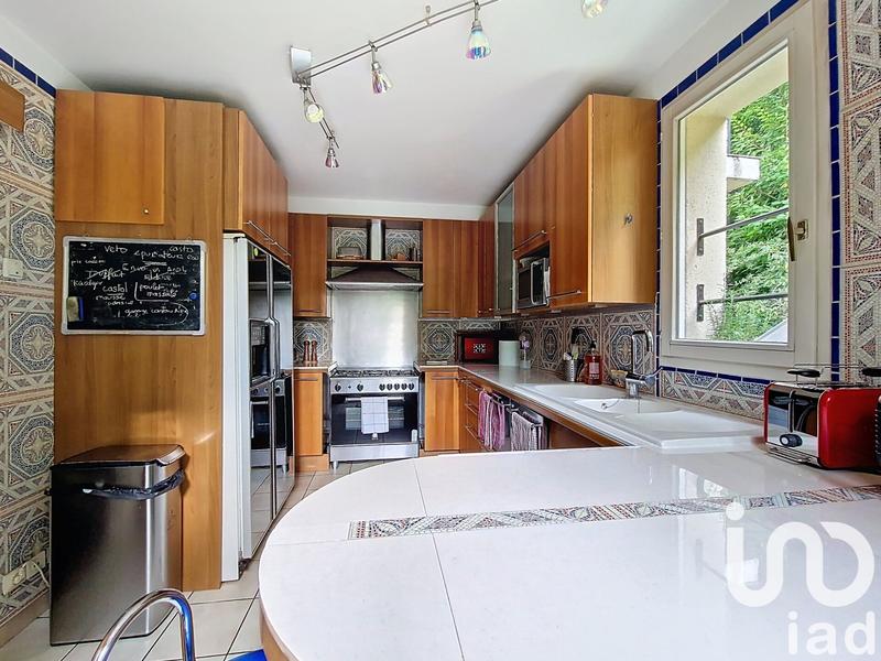 Maison - 203 m² - 8 pièces