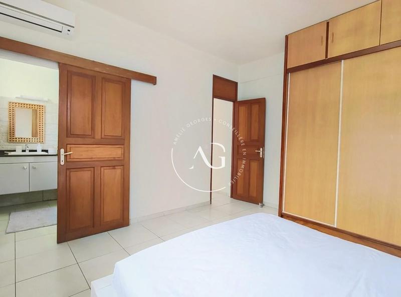 Villa - 177 m² - 5 pièces