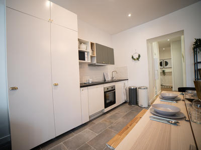 Appartement - 120 m² - 6 pièces