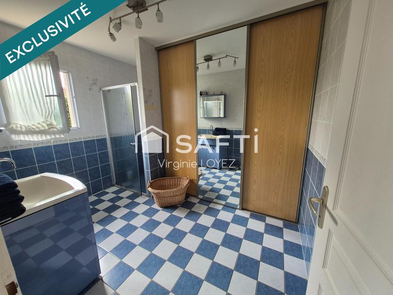 Maison - 270 m² - 11 pièces