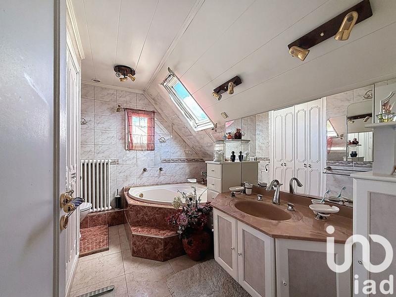 Maison - 129 m² - 6 pièces