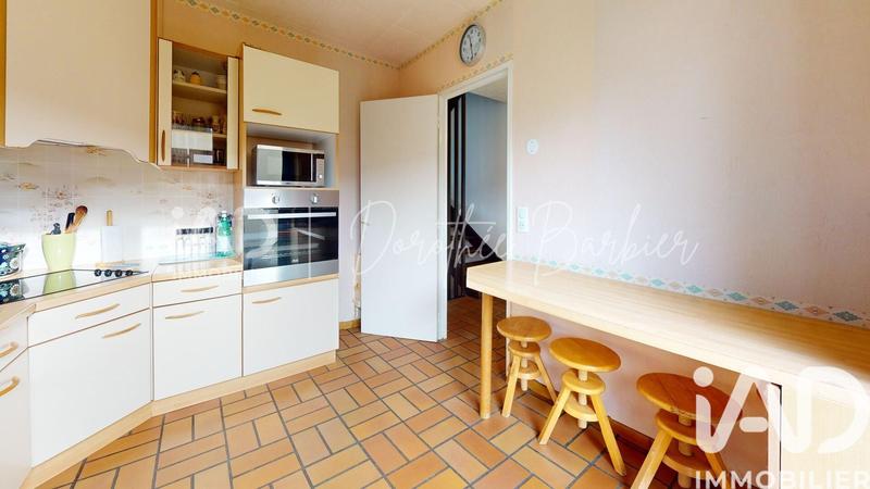 Maison - 102 m² - 5 pièces