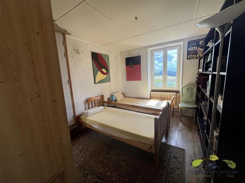 Propriété - 186 m² - 7 pièces