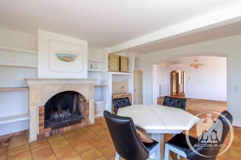 Villa - 181 m² - 7 pièces