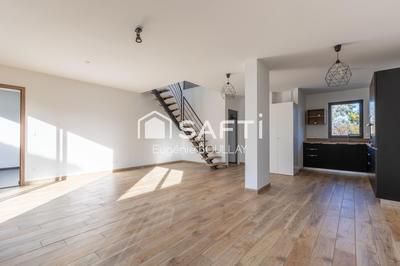 Maison - 99 m² - 4 pièces