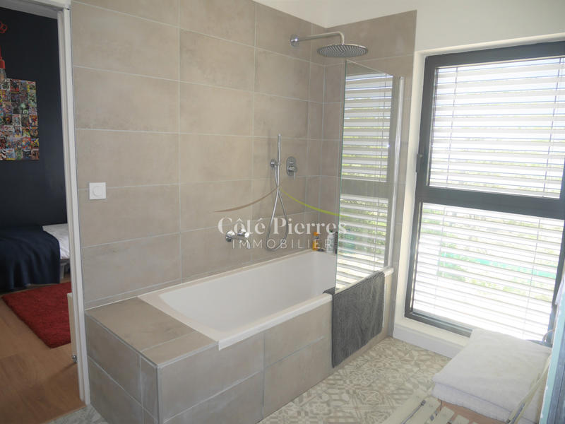 Villa - 200 m² - 5 pièces